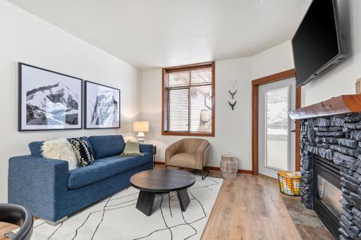 Powderhorn Lodge 102: Sego Lily Suite - Housity