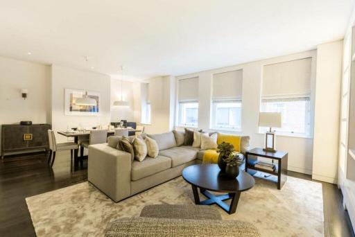 Mayfair Park Lane Luxurious Large Sleeps 6 - Housity