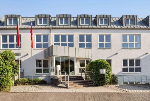 Amedia Frankfurt Russelsheim Trademark Collection by Wyndham - Housity