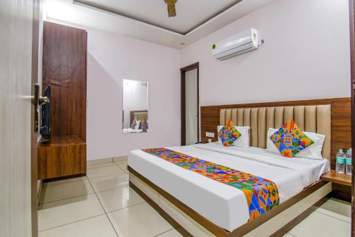 FabHotel Skyla - Housity