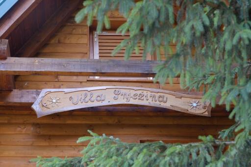Holiday Home Villa Snježina - Housity