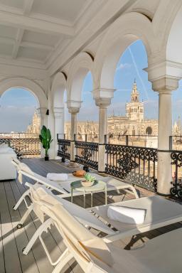 ISG Apartments The most Exclusive apartment in Sevillaparking - Housity