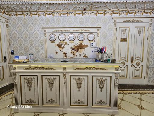 Hotel Sharq - Housity