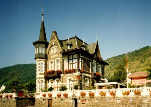 Villa Cornely - Housity