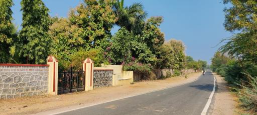 soni farm - Housity