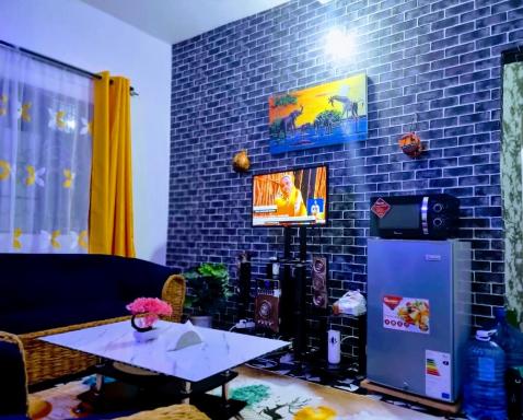 Zuri Airbnb - Housity