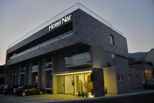 Hotel Nar - Housity