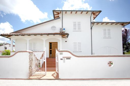 B&B GREEN HOUSE - Housity