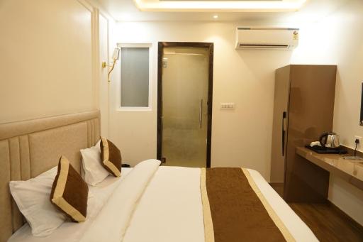 Hotel Kartar grand - Housity