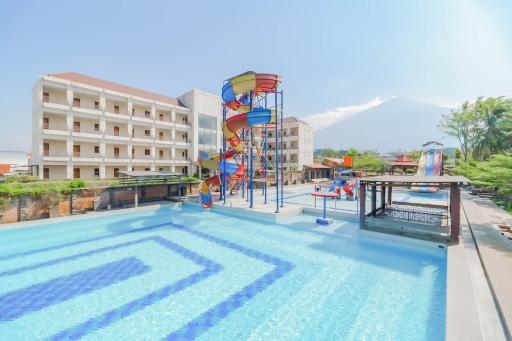 RedDoorz Resort Premium @ Sangkan Hurip Kuningan - Hizvo