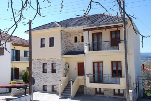 Nikos Apartments - Housity