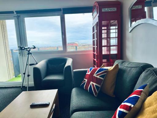 Unique view of Anfield stadium - Charming 2 bedroom apartment in Liverpool with parking - Housity