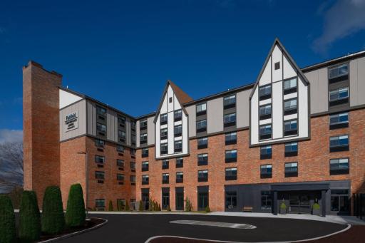 Fairfield by Marriott Inn & Suites Framingham - Housity