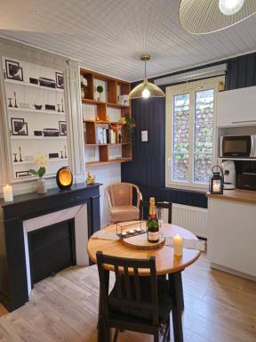 L'Or Noir- Studio cosy sur les quais de St Valery- - Housity