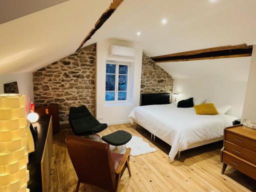 Villa Les Roches d'Yzeron - Housity