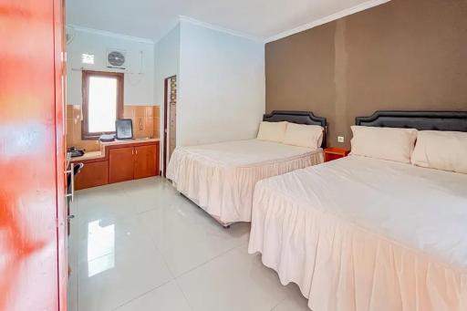 Villa Kampoeng City Wonosalam Mitra RedDoorz - Housity