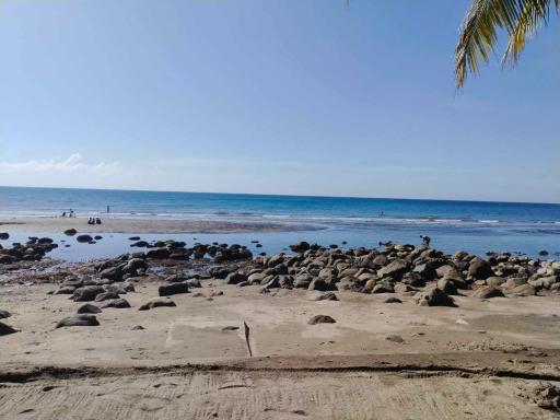 A Villas Resort & Restaurant - Housity