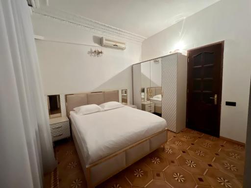 IT Hotel Yerevan - Housity