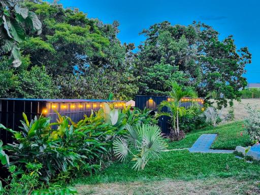 La Reserva Containers - Housity