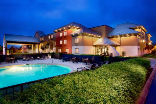 Holiday Inn Express Nashville Airport, an IHG Hotel - Housity