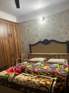 Vrinda Guest House - Housity