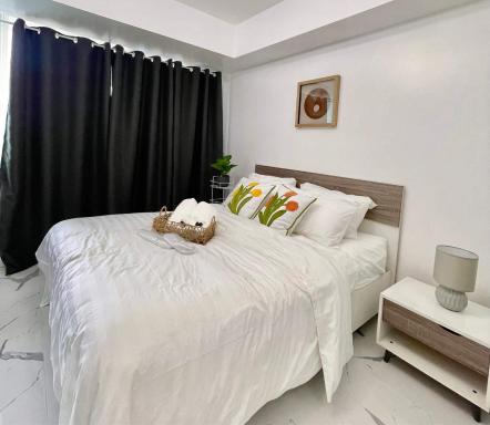 Azure Sand Castle Staycation - Housity