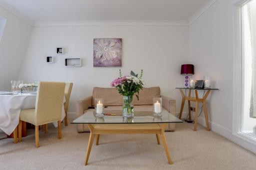 Hyde Park Aparthotel - Housity