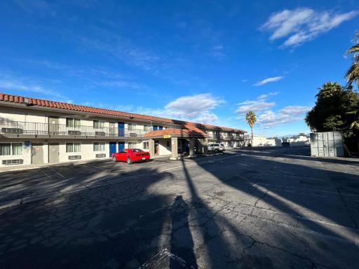 Studio 6 Hemet, CA - Housity