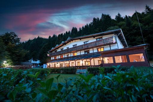 Resort 7 Crai - Cabana Craiul Crailor - Housity