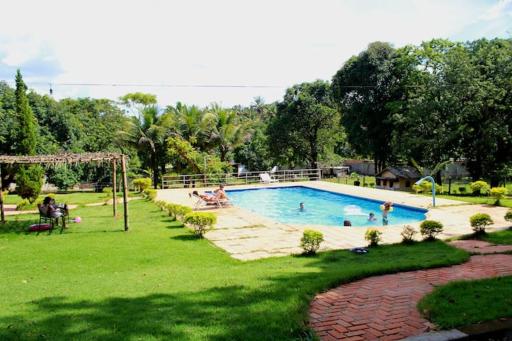 Sítio Encantado Hospedagens - Housity