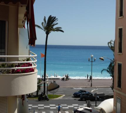 Nice Centre - Apartment with balcony and stunning sea view! - Housity