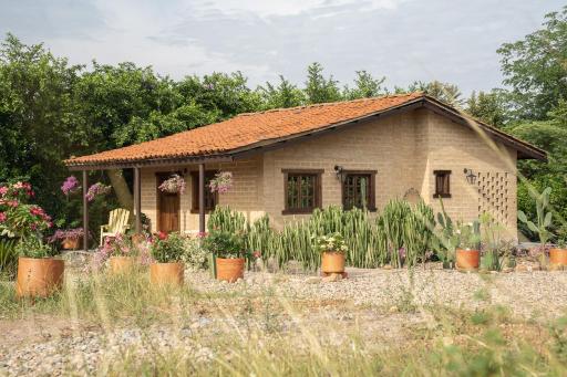 Privada y comoda cabaña, Casa Margarita, Villavieja - Housity