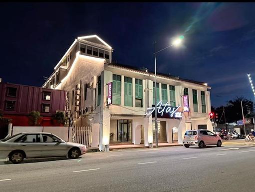 C Y C Heritage Hotel - Housity