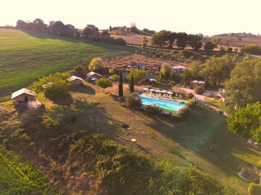 Tenuta Tredici Ulivi - Housity