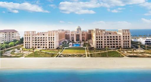 FAM Living - Private Beach Escapes in Palm Jumeirah - Hizvo