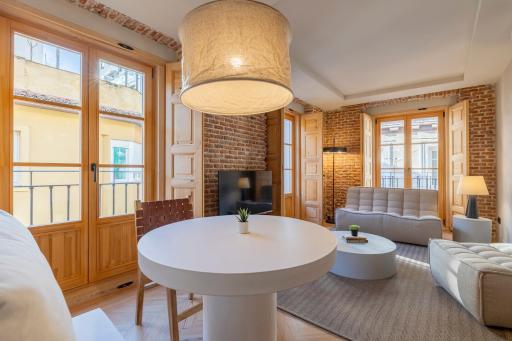 Rio by Wynwood House - Housity