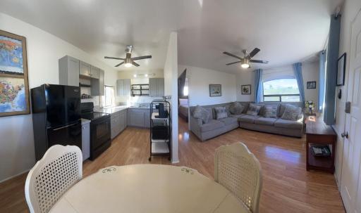 Resort style home with pool - Housity