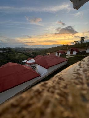 Kuytawa hotel ancestral - Mesa de los santos - Housity