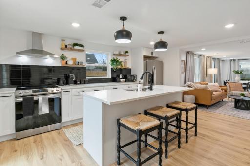 Cozy Home in Downtown McKinney with Backyard - Housity
