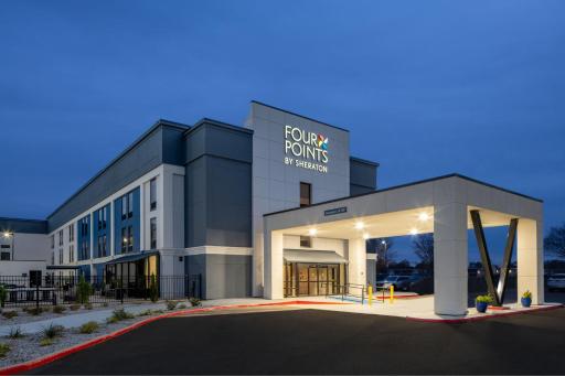 Four Points by Sheraton Alexandria - Housity