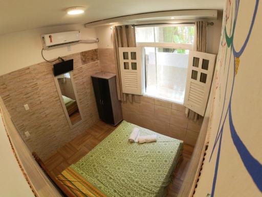 Kitnet Perto da Primeira Praia - Housity