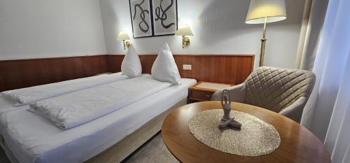 Hotel Garni Vierjahreszeiten - Housity
