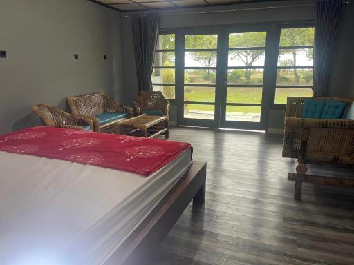 SuperSuck Hotel - Housity