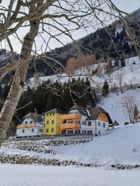 Bartl Appartement - Housity