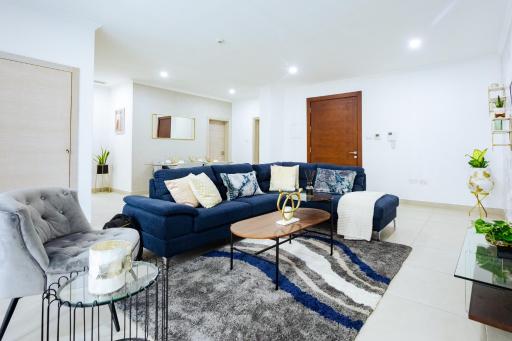Amazing luxurious studio Space Available - Housity