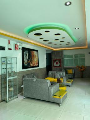 Gran Hotel Internacional Sanbara - Housity