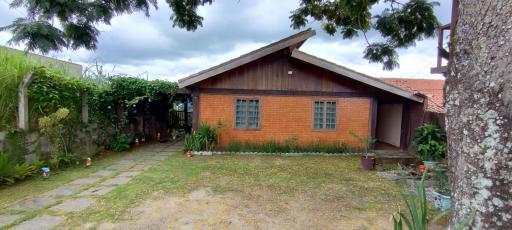Casa de Tijolinho Penedo-RJ - Housity