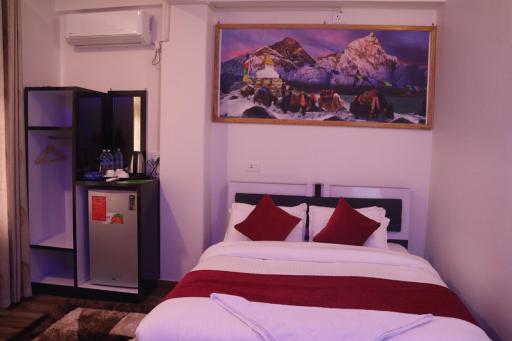 Hotel Begnas Bungalow - Housity
