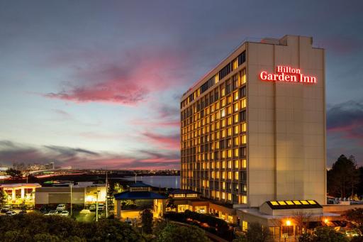 Hilton Garden Inn San Francisco/Oakland Bay Bridge - Housity