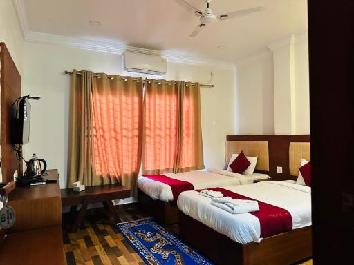 Hotel saffron inn. - Housity